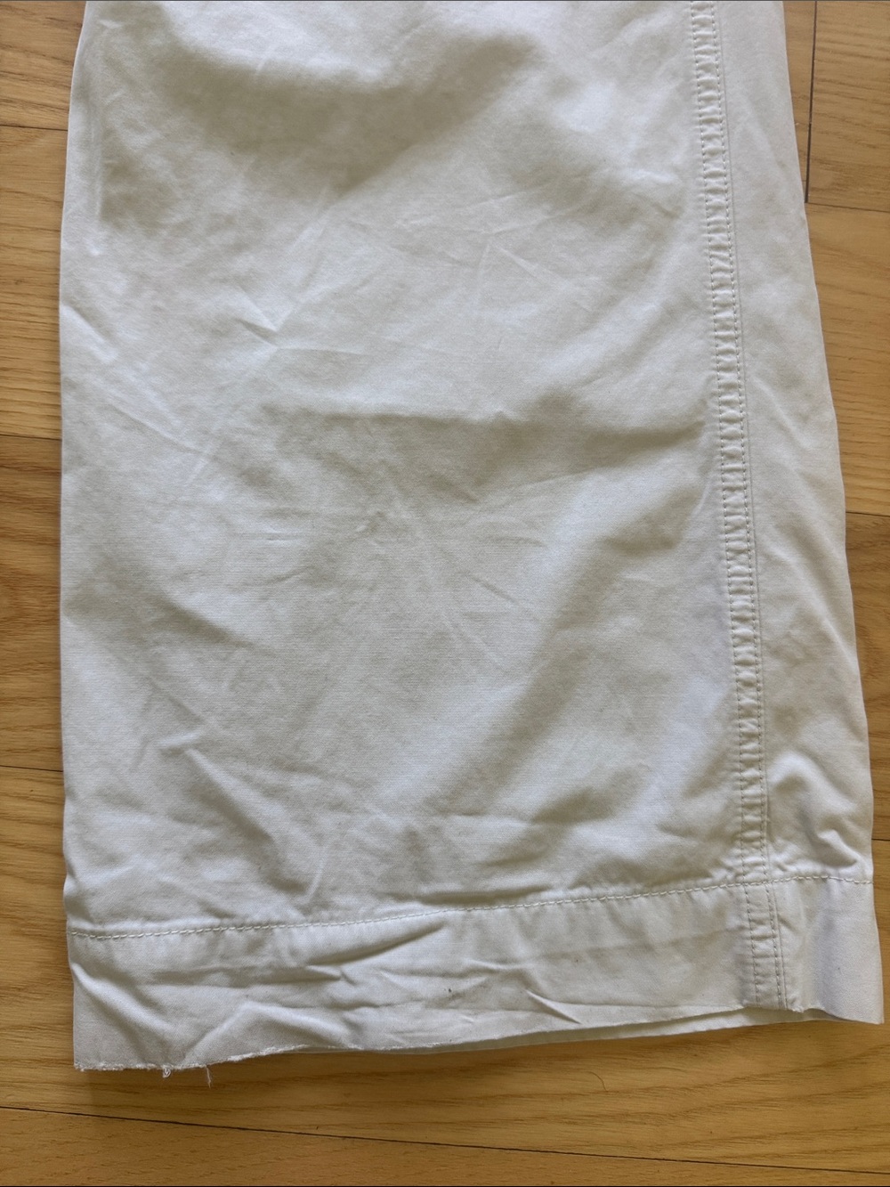 Old Navy Size 4 Khaki Cargo Flare Pants 100% Cotton Wide Leg Y2K Utility - Picture 7 of 14